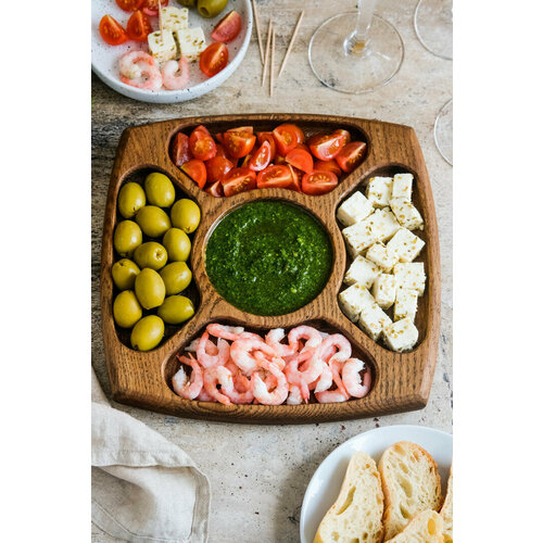 Деревянная менажница из дуба, 5 отделений