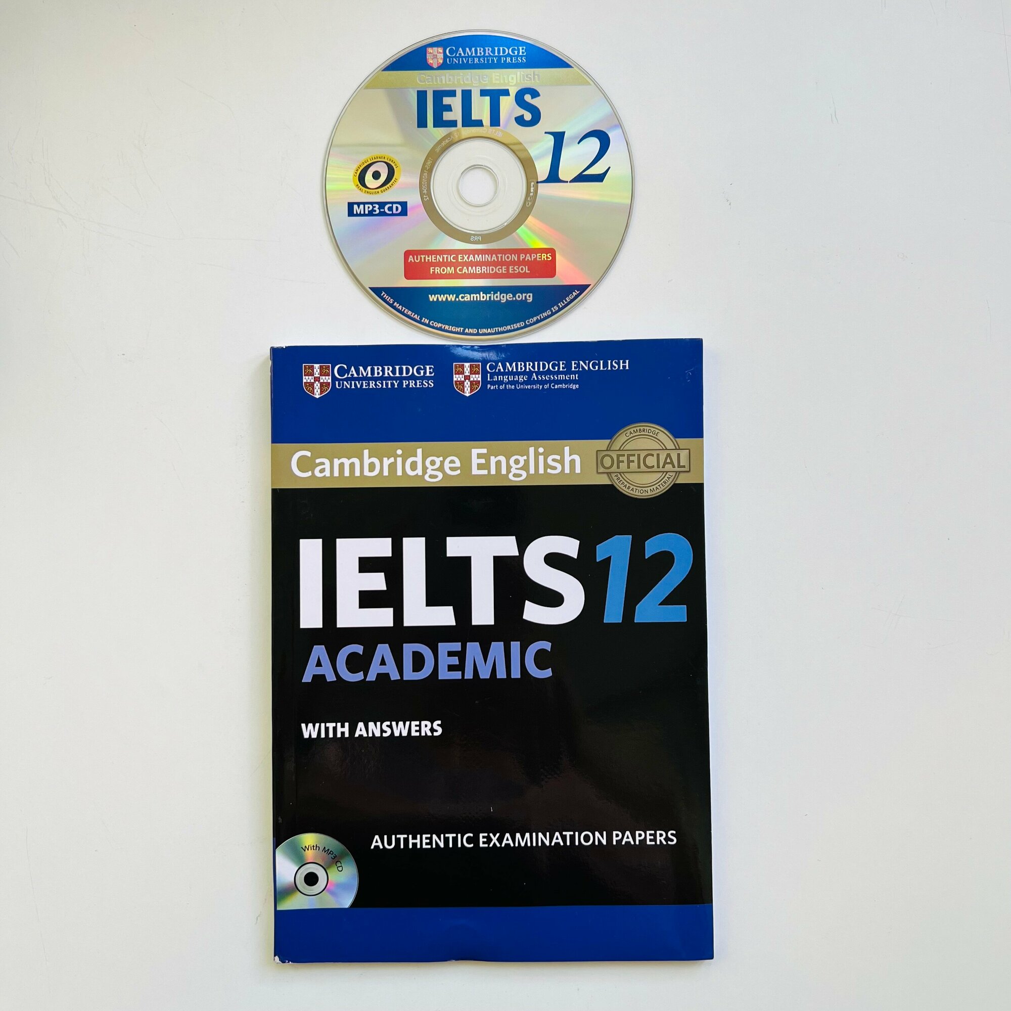 IELTS 12 Academic Student's Book with Answers with Audio