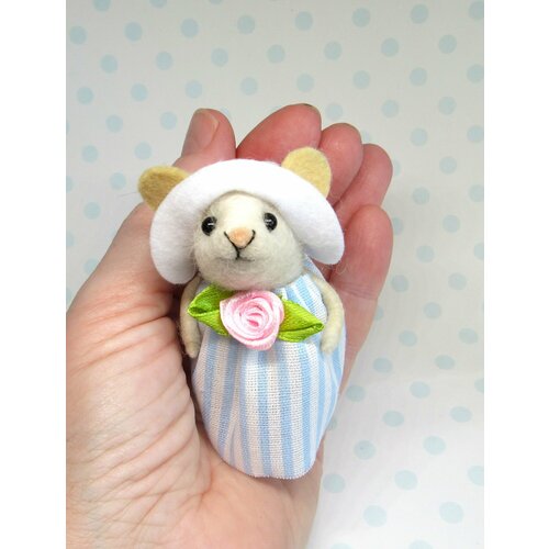 Игрушка войлочная Мышка в шляпке Ручная работа 1700₽