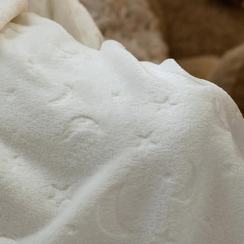 Плед плюшевый 75х100 см для новорожденных в кроватку коляску, "Луны", молочный, белый