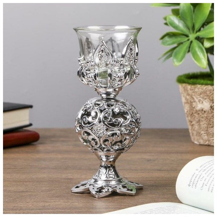 Подсвечник пластик, стекло на 1 свечу "Ажурный шар" бокал на ножке серебро 15х6х6 см