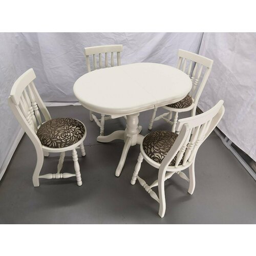 Столовая группа Саша-4 со столом и стульями из дерева