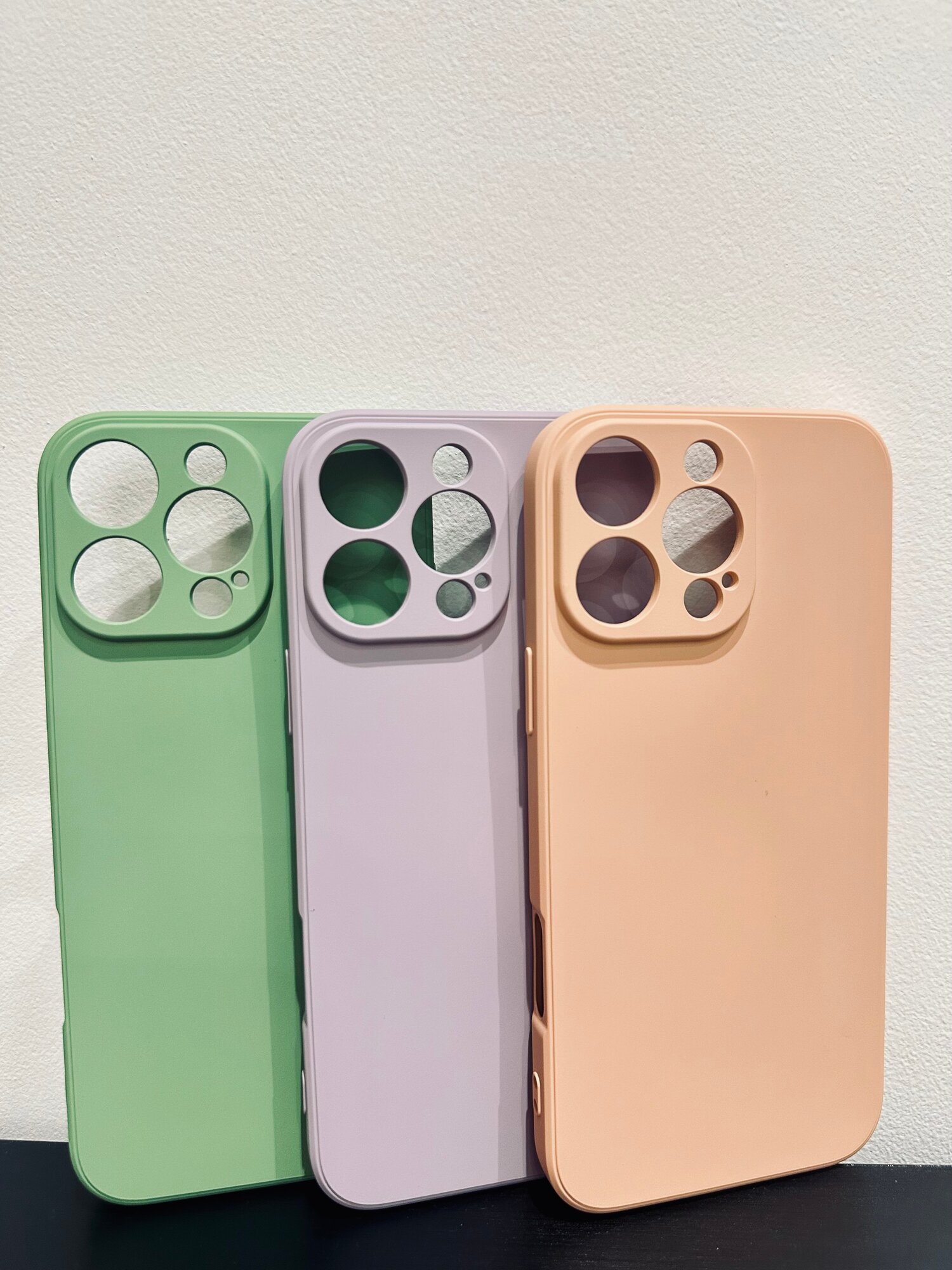 Чехол на Айфон 16 Про (iPhone 16 Pro), матовый, софт-тач, песочно-розовый — фото 1