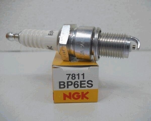 Свеча зажигания NGK 7811 BP6ES