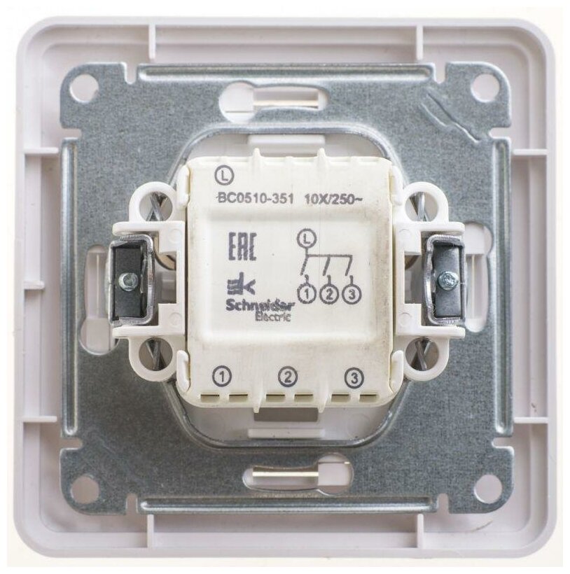 Выключатель 3-кл. СП W59 10А IP20 10AX в сборе бел. VS0510-351-18 Schneider Electric