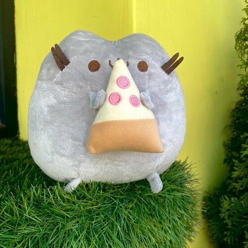 Мягкая игрушка Пушин с пиццей (Pusheen Cat) мягкая игрушка пушин с рогаликом pusheen 24 см