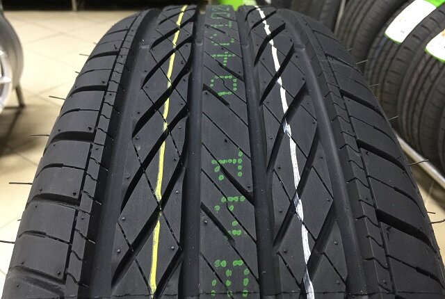 235/60 R-17 Rotalla Enjoyland H/T RF10 SUV 106H