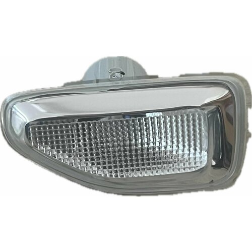 Повторитель поворота в крыло левый для Рено Логан 2 2013-2018Оригинал-261651140R 850₽