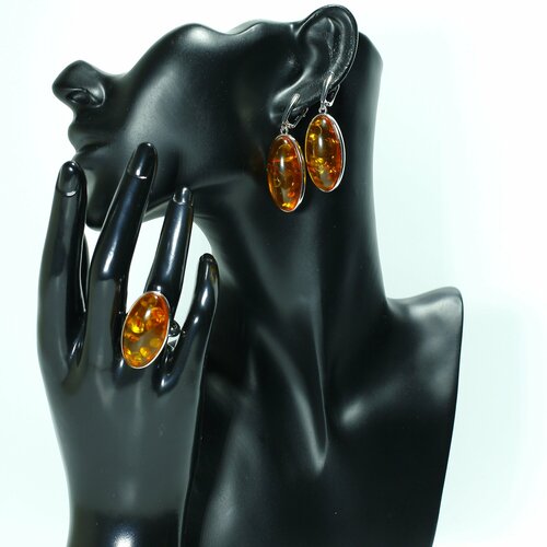 Комплект бижутерии серьги кольцо янтарь прессованный размер кольца 17 коричневый 3450₽