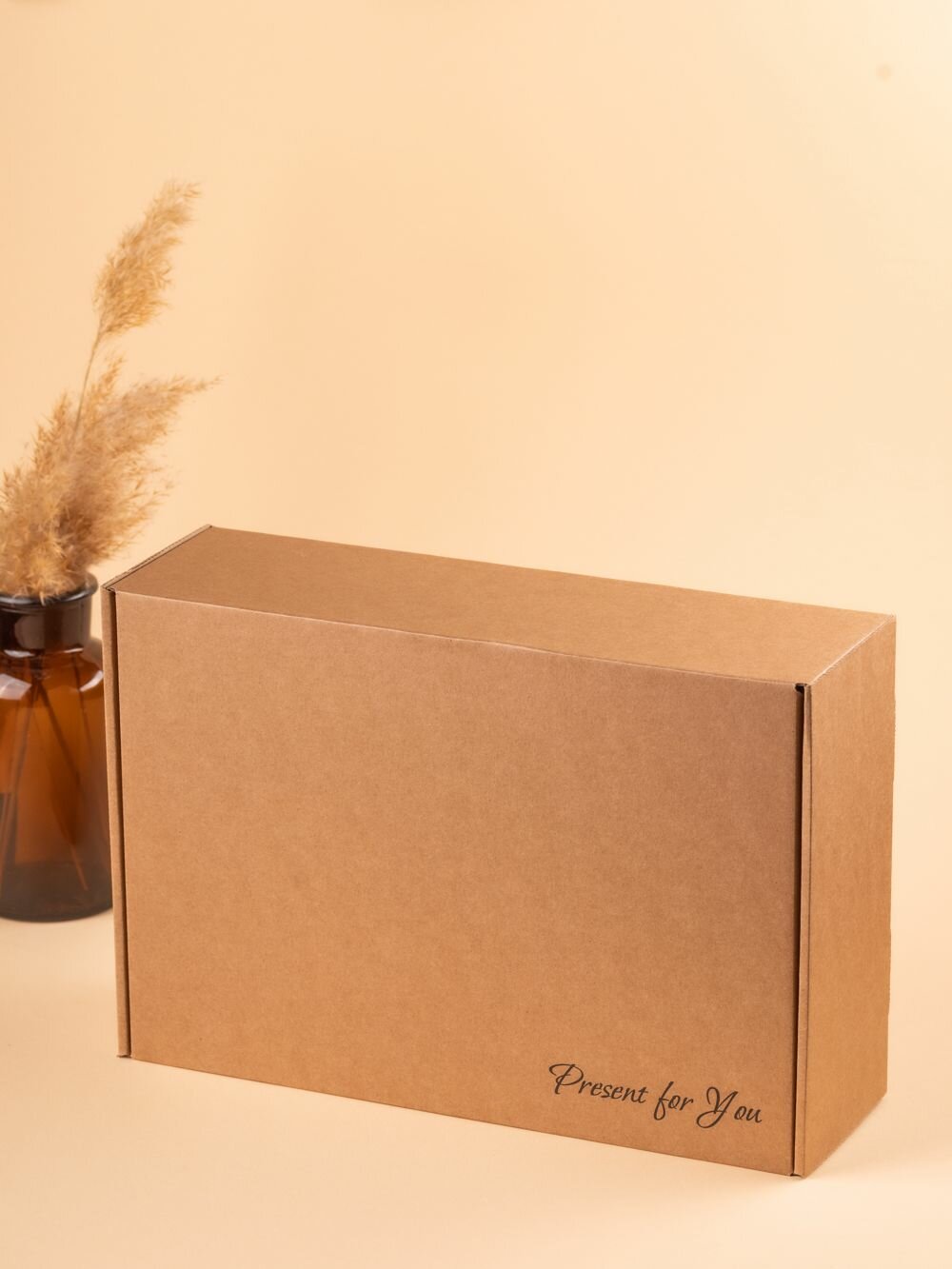 Подарочная коробка, подарочная упаковка, гофрокартон, 32 см x 22 см x 10 см — фото 1