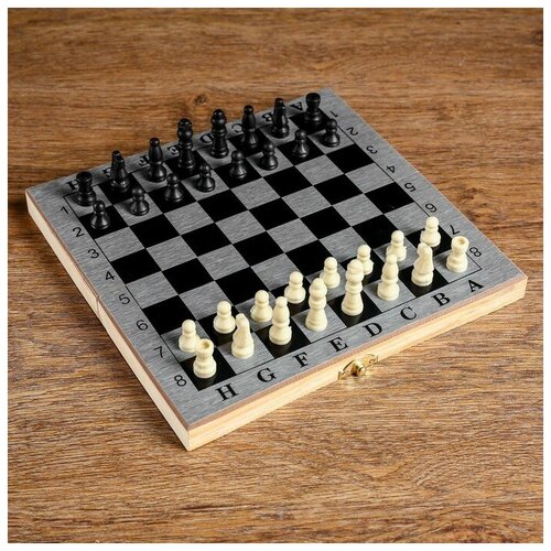 --- Настольная игра 3 в 1 "Шелест": нарды, шахматы, шашки, доска 24х24 см