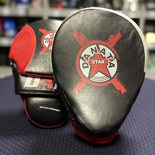 Боксерские лапы Danata Knockout перчатки боксерские из натуральной кожи danata star super fighter 14 oz черные
