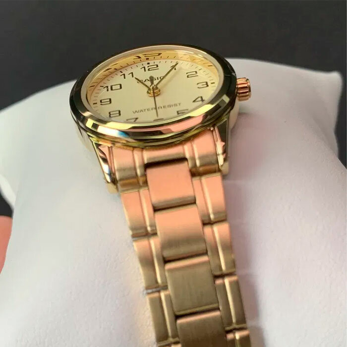 Наручные часы CASIO Analog, серебряный — фото 1