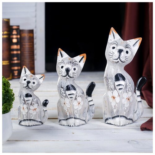 фото Сувенирный набор дерево "кошки белые" (15,20,25) 15х8х25 см qwen