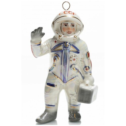 Елочная игрушка Космонавт с чемоданом, ручная работа, фарфор