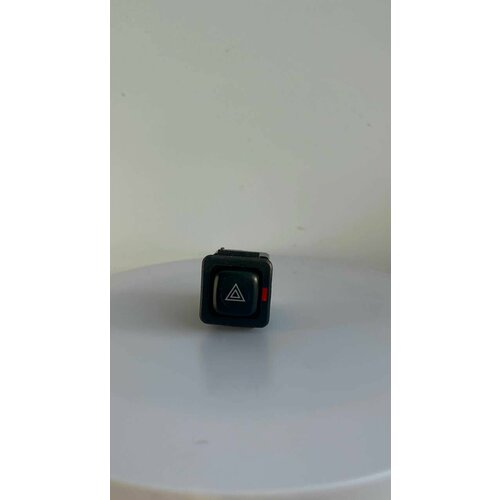 Кнопка включения аварийной сигнализации ВАЗ 2108 2109 21099