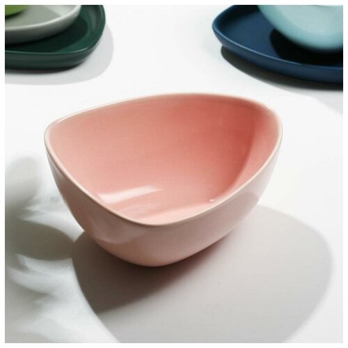 Миска нестандартной формы Розовая 155 х 14 см 650 мл 700₽