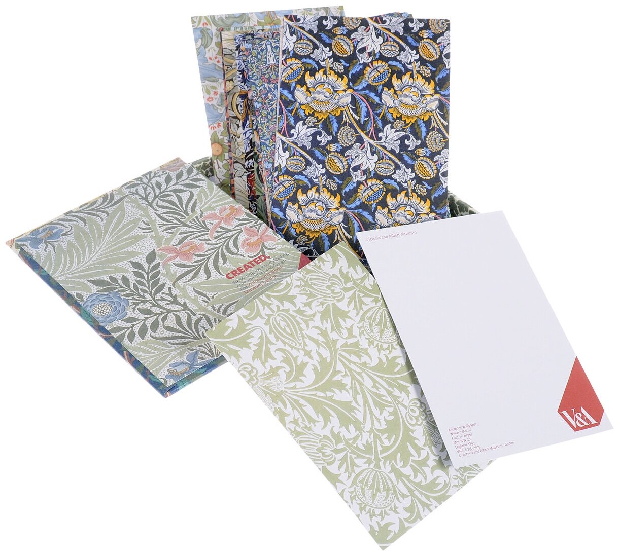 William Morris: 100 Postcards