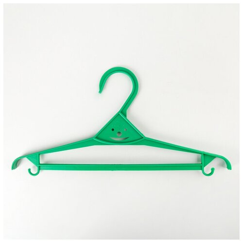 Вешалка-плечики для верхней одежды размер 40-42 цвет микс 261₽