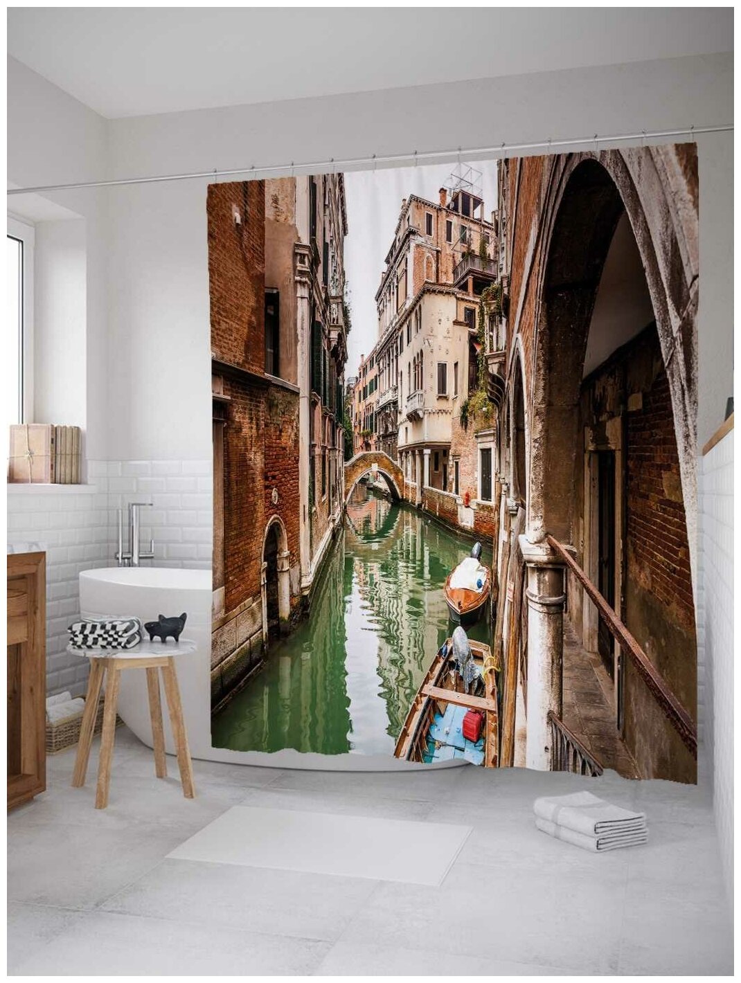 Штора водоотталкивающая для ванной, занавеска в ванную комнату тканевая JoyArty "Архитектура Венеции", 180х200 см