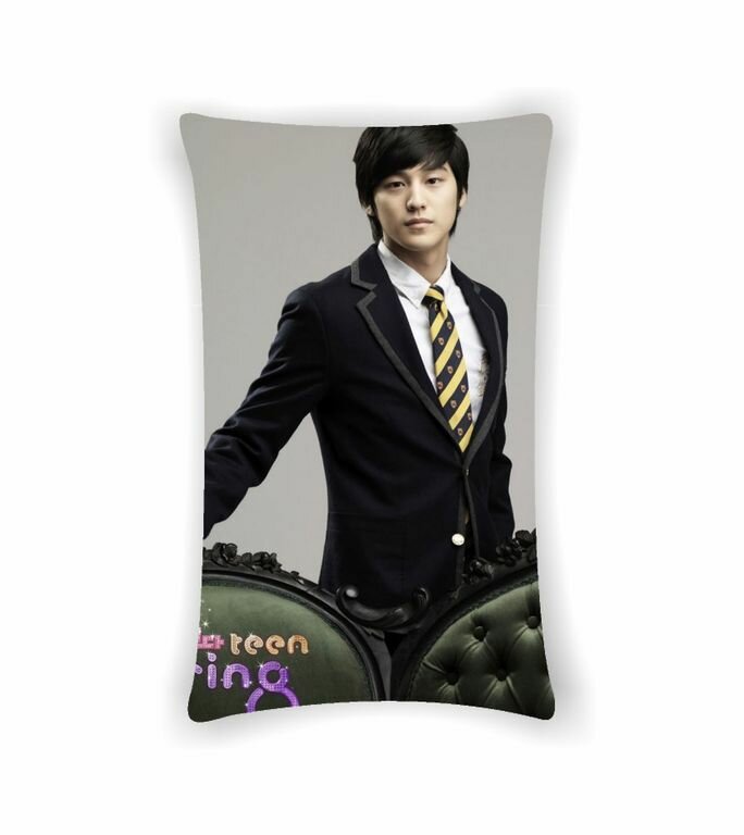 Подушка Мальчики краше цветов, Boys Over Flowers №8