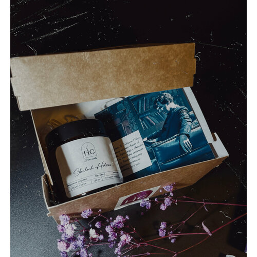 Свеча «Шерлок Холмс» от Hero Candles