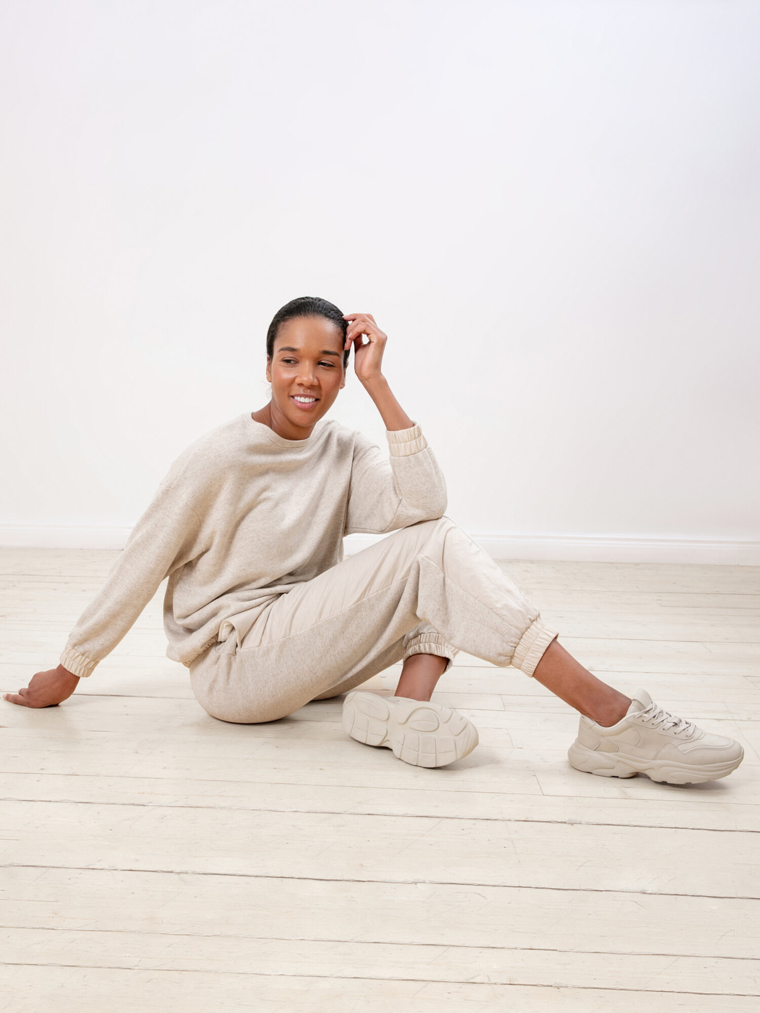 Брюки джоггеры