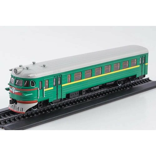 Модель коллекционная Электричка ЭР2 Головной вагон Наши поезда 14 рельса в комплект не входит 8500₽