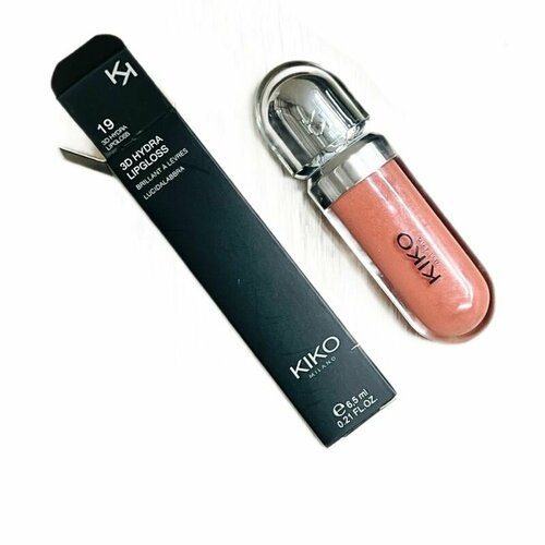 Блеск для губ с 3D эффектом 19 509₽