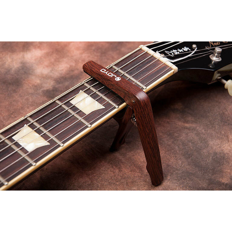 Каподастр для гитары Joyo JCP-01 wood — фото 1
