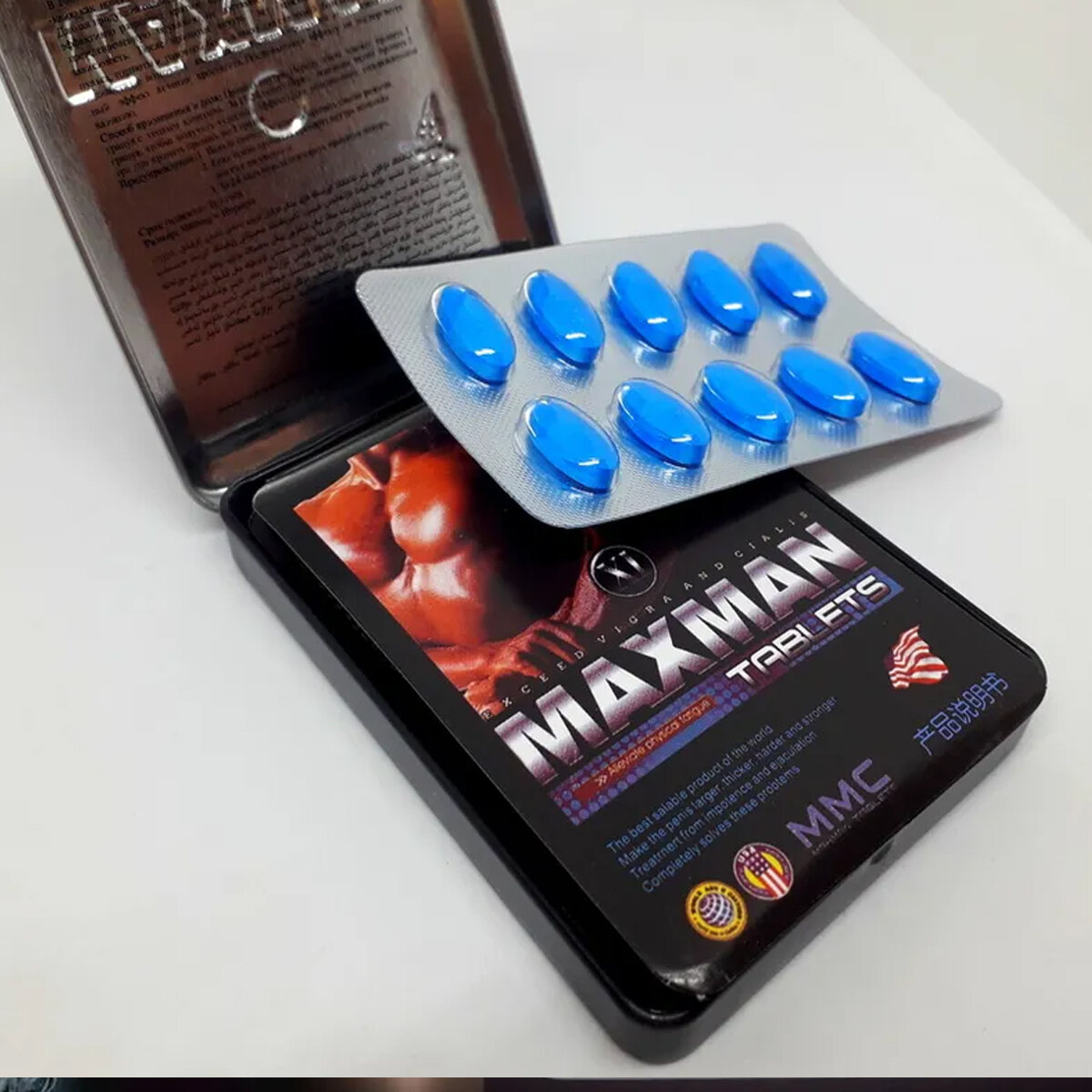 Он завоевывает её тело, желание сводит до безумия