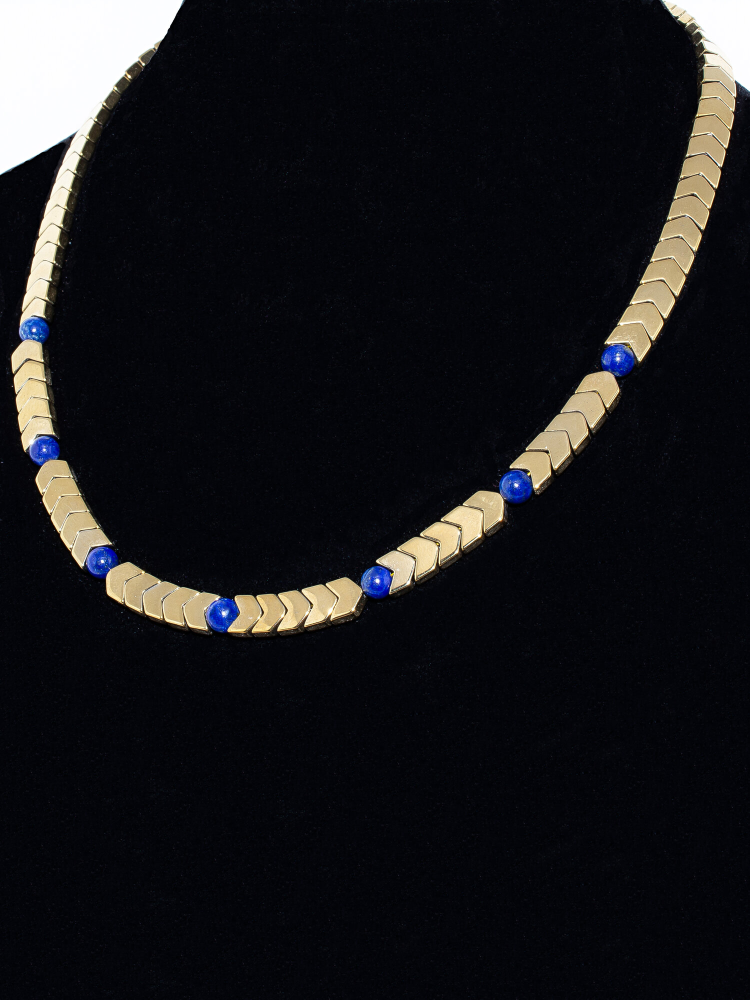 Колье JEWELRY A VENTO, гематит, лазурит, длина 45 см, золотой, синий