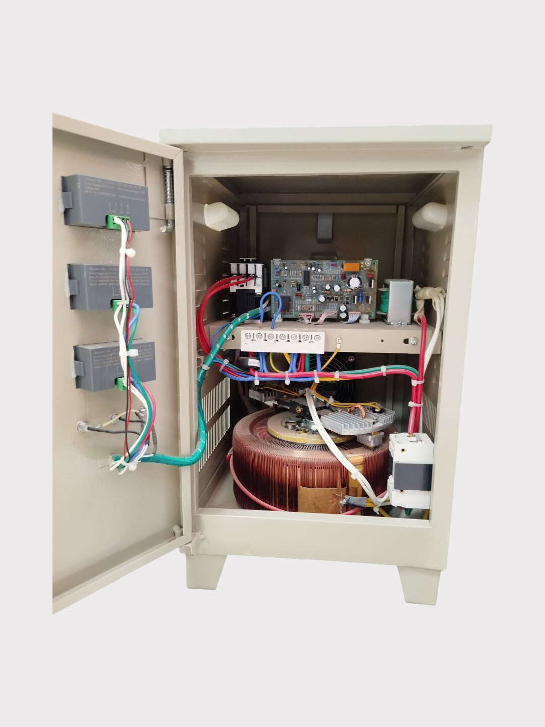 Стабилизатор Andeli SVC-D10000VA, электронный, напольный, однофазный, байпас — фото 1