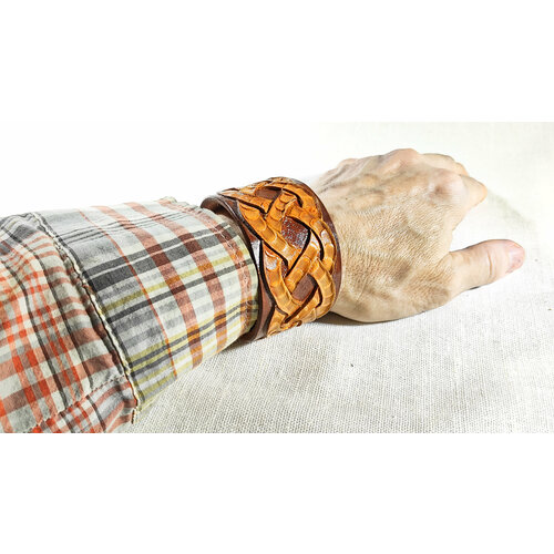 фото Браслет кожаный ручной работы "кельтский узел" коричневый хельга шванцхен leatherca