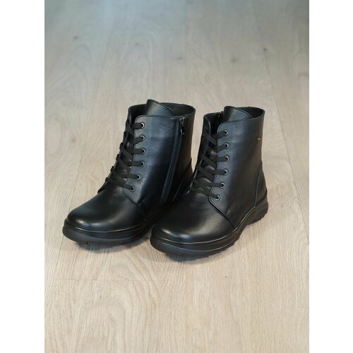 Ботинки , демисезонные,натуральная кожа, полнота 10, водонепроницаемые, размер 40, черный