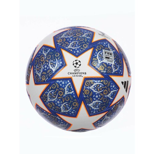 Футбольный мяч