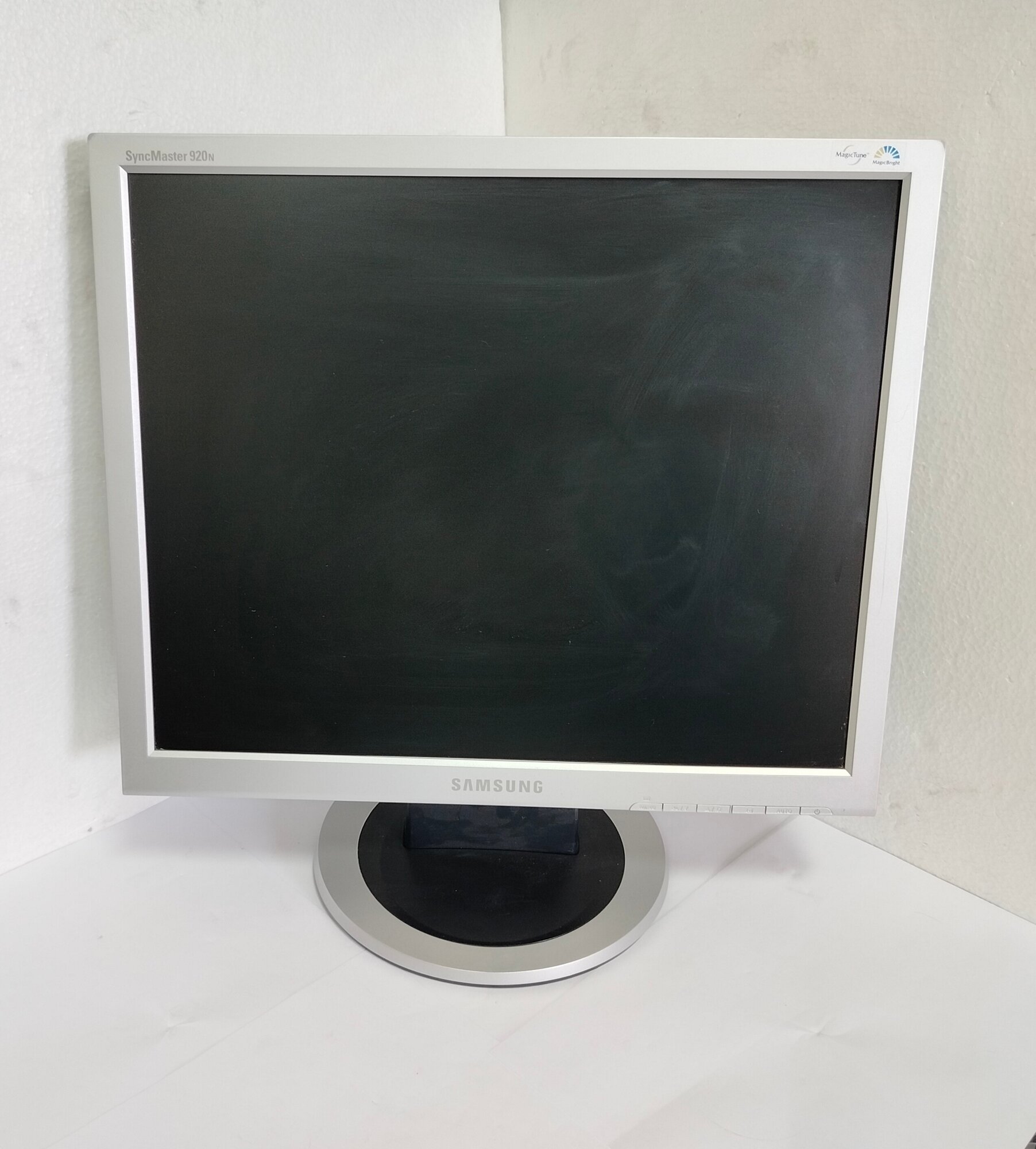 Монитор Samsung SyncMaster 920N 19"