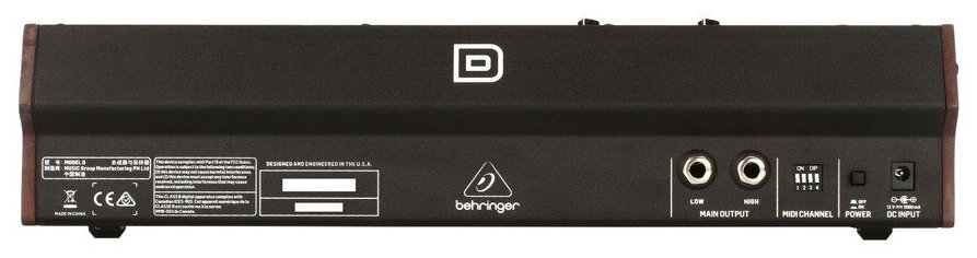 Аналоговый синтезатор Behringer MODEL D