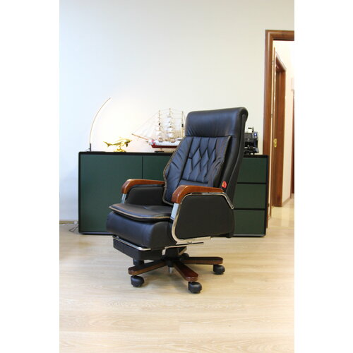 Кресло руководителя Shark House Barroco, кожа/экокожа, черное, с подголовником