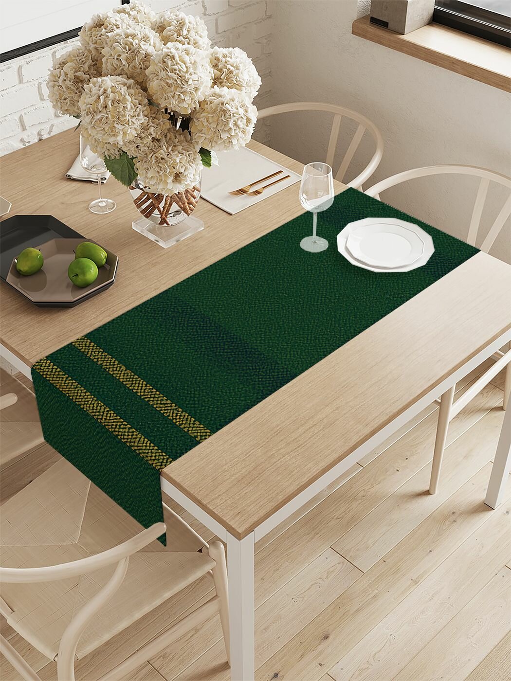 Дорожка водоотталкивающая на стол 