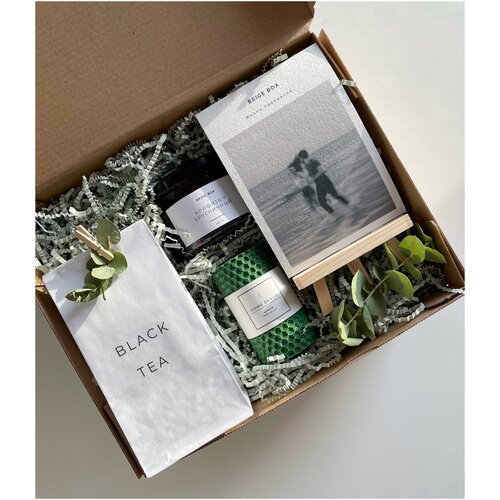 подарочная коробка 