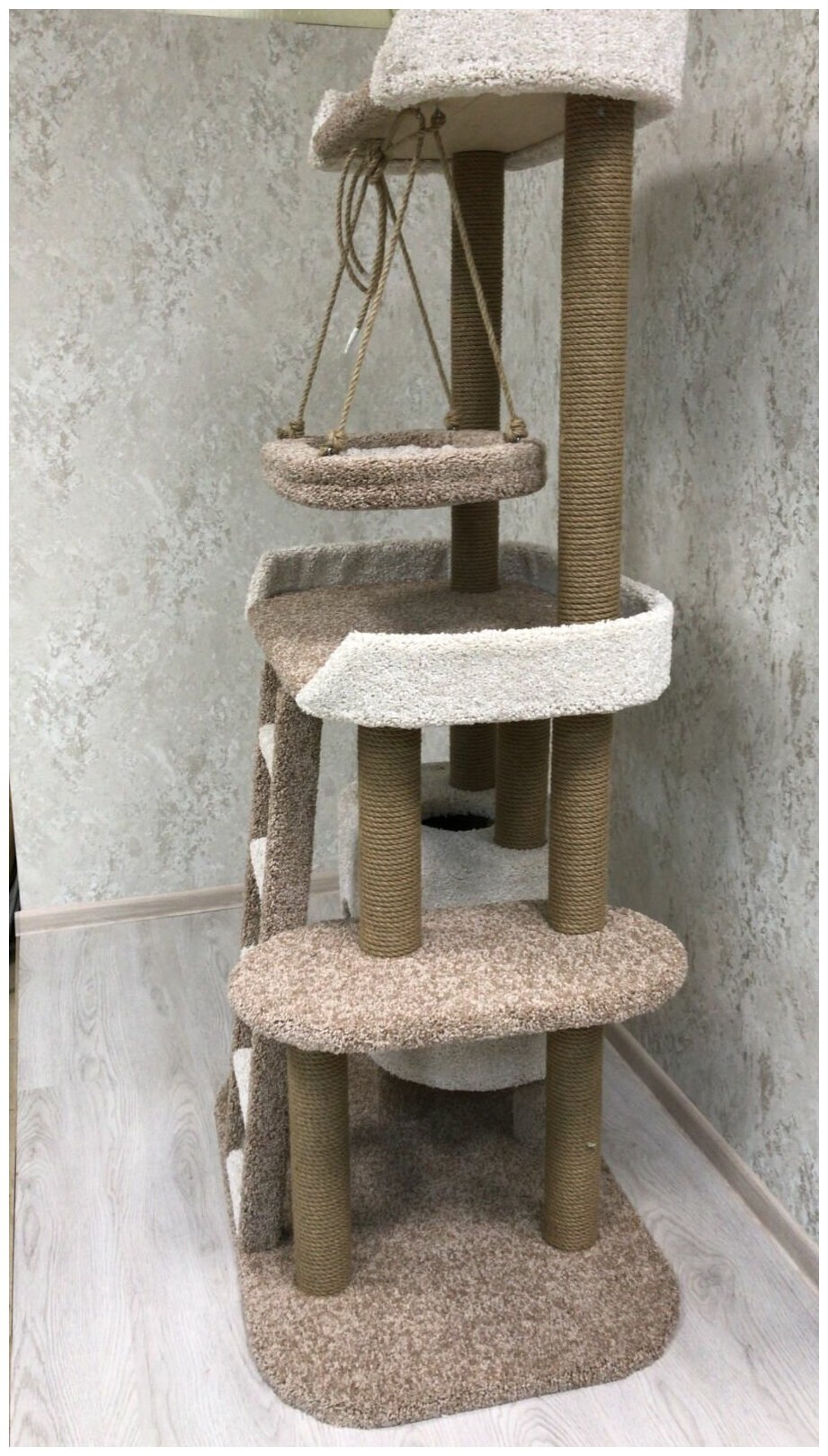 Игровой комплекс для кошек с когтеточкой "Академгородок" подвесной гамак большие лежанки - фотография № 4