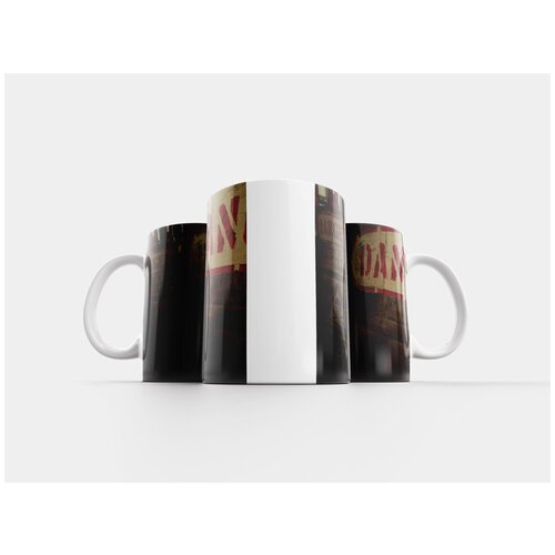 фото Кружка "опасность, окружающая обстановка, загрязнение" 320 мл lotsprints