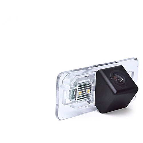 Камера заднего вида на Лада Калина 2004-2018 с динамической разметкой 299000₽