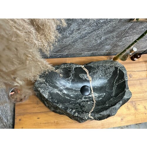 Раковина из натурального камня Black Swan Gala Black 58x36 24800₽