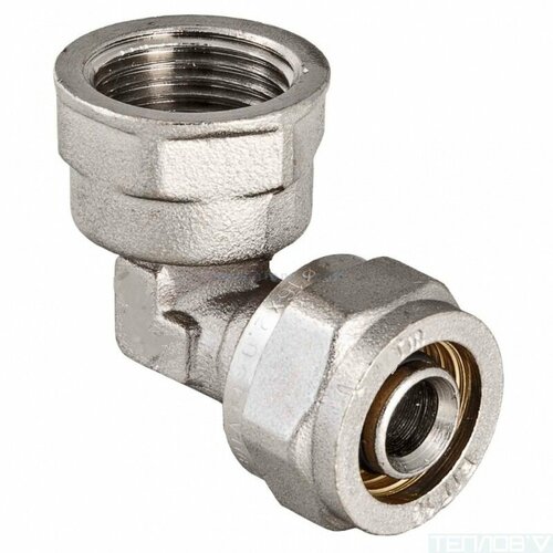 Угольник обжимной с переходом на внутренняя резьба 16х1/2