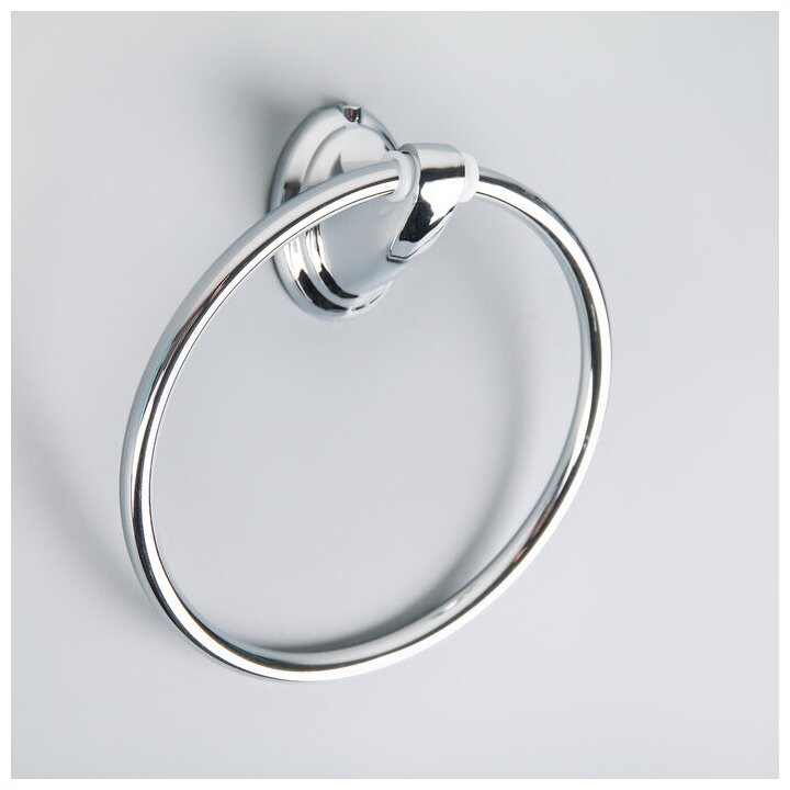 фото Держатель для полотенец кольцо Штольц Stölz «Шарм»