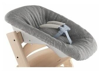 Сменный вкладыш Stokke Текстильный комплект на креслице-шезлонг для новорождённого Tripp Trapp Newborn Upholstery Set, сладкие сердца