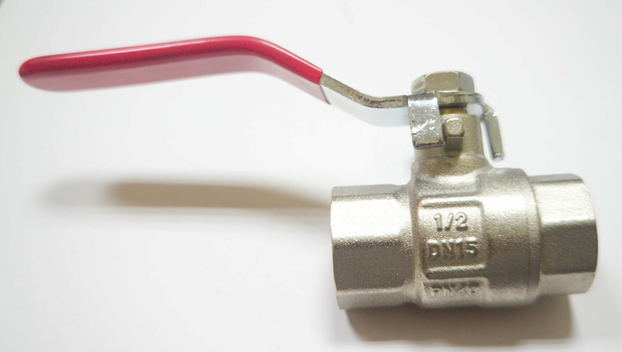 фото Кран шаровый 1/2 PA вн-вн ручка латунный хромированный