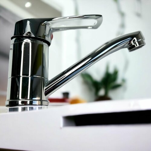 Смеситель для раковины и умывальника с коротким изливом, серебристый